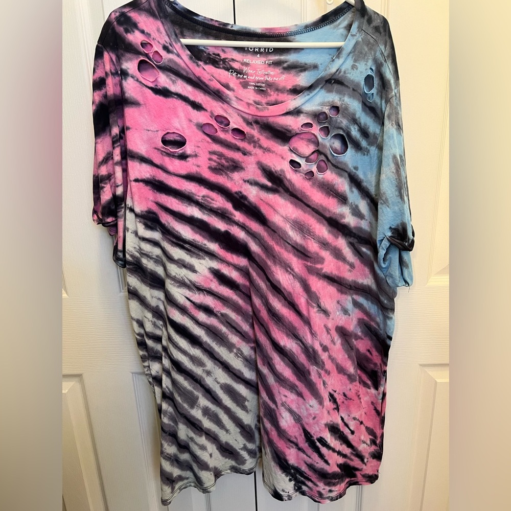 Distressed tee from Torrid size 4